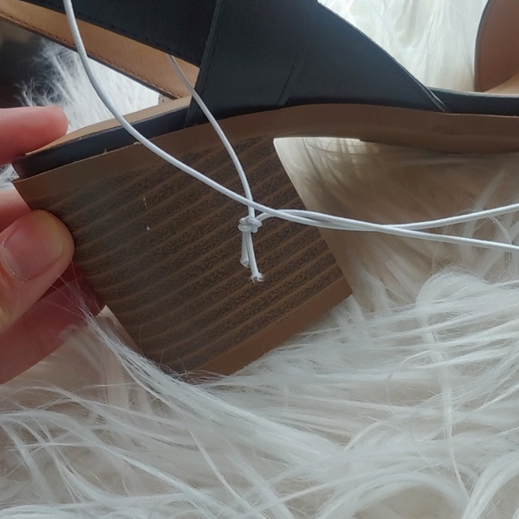 🆕 Women's block heel Shoes - Picture 4 of 5